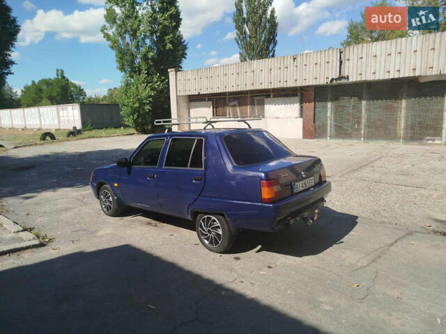 Синій ЗАЗ 1103 Славута, об'ємом двигуна 1.2 л та пробігом 60 тис. км за 1250 $, фото 5 на Automoto.ua