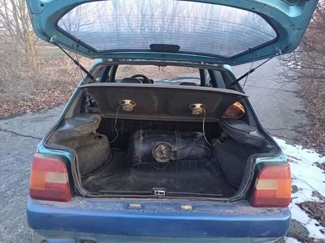 Синий ЗАЗ 1103 Славута, объемом двигателя 1.2 л и пробегом 190 тыс. км за 833 $, фото 1 на Automoto.ua