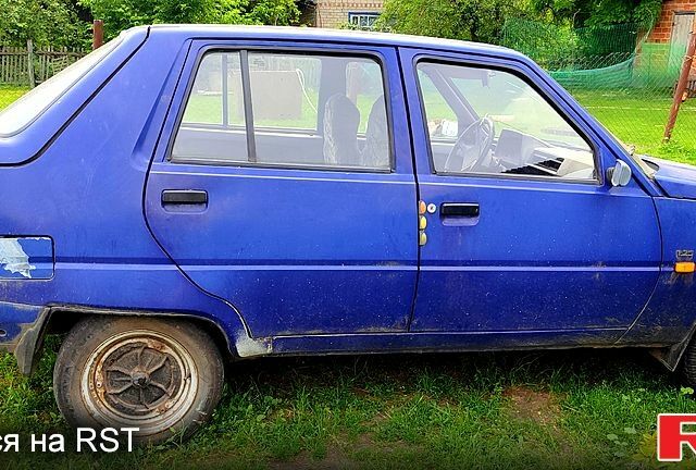 Синий ЗАЗ 1103 Славута, объемом двигателя 1.2 л и пробегом 160 тыс. км за 420 $, фото 2 на Automoto.ua