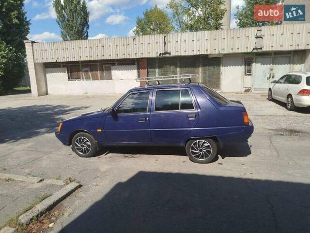 Синий ЗАЗ 1103 Славута, объемом двигателя 1.2 л и пробегом 60 тыс. км за 1577 $, фото 1 на Automoto.ua