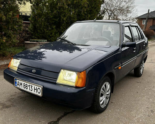 Синий ЗАЗ 1103 Славута, объемом двигателя 1.2 л и пробегом 143 тыс. км за 1000 $, фото 2 на Automoto.ua