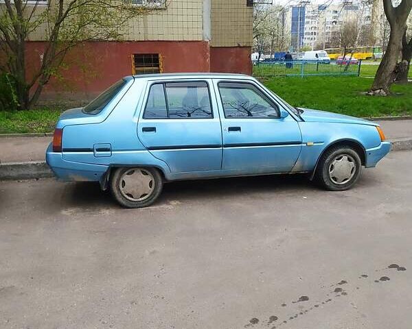 Синій ЗАЗ 1103 Славута, об'ємом двигуна 1.2 л та пробігом 200 тис. км за 727 $, фото 3 на Automoto.ua