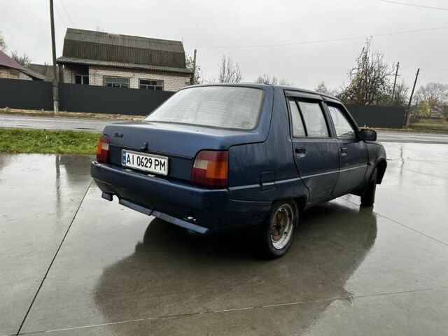 Синий ЗАЗ 1103 Славута, объемом двигателя 1.2 л и пробегом 198 тыс. км за 800 $, фото 3 на Automoto.ua