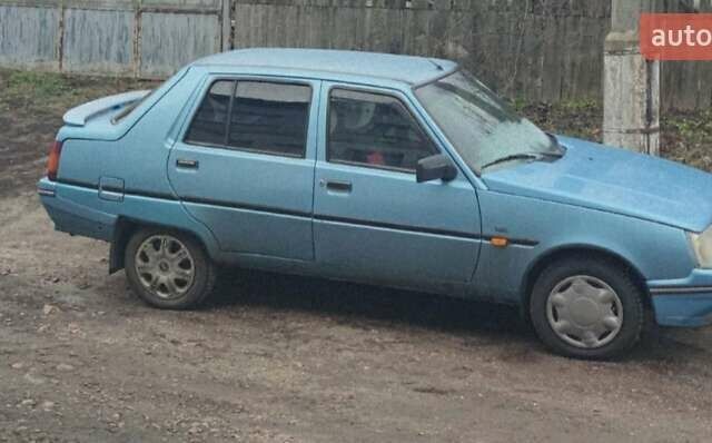Синий ЗАЗ 1103 Славута, объемом двигателя 1.3 л и пробегом 172 тыс. км за 1000 $, фото 8 на Automoto.ua