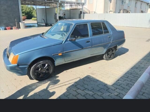 Синий ЗАЗ 1103 Славута, объемом двигателя 1.2 л и пробегом 60 тыс. км за 476 $, фото 3 на Automoto.ua