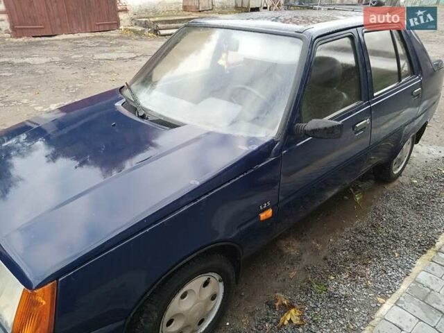 Синий ЗАЗ 1103 Славута, объемом двигателя 1.2 л и пробегом 45 тыс. км за 1500 $, фото 3 на Automoto.ua