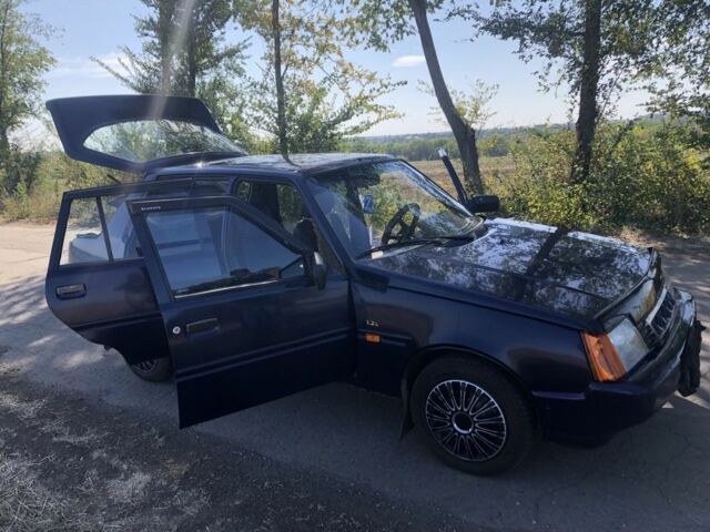 Синий ЗАЗ 1103 Славута, объемом двигателя 1.2 л и пробегом 85 тыс. км за 1700 $, фото 5 на Automoto.ua