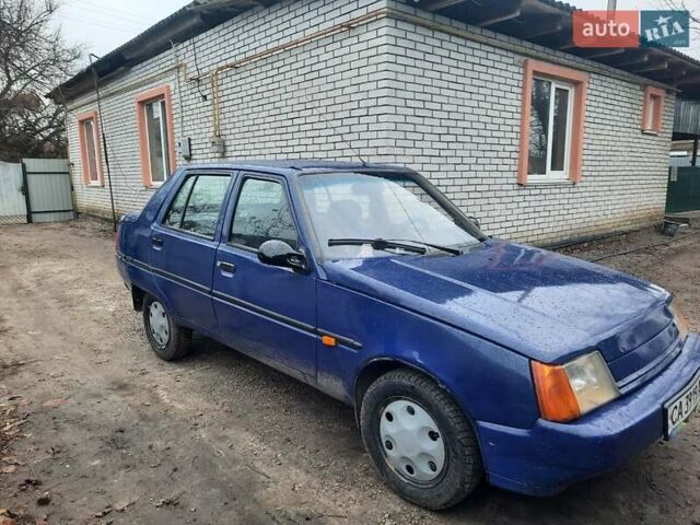 Синий ЗАЗ 1103 Славута, объемом двигателя 1.2 л и пробегом 193 тыс. км за 1100 $, фото 1 на Automoto.ua