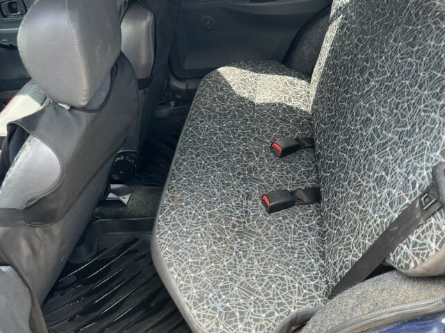 Синий ЗАЗ 1103 Славута, объемом двигателя 1.2 л и пробегом 153 тыс. км за 1078 $, фото 3 на Automoto.ua