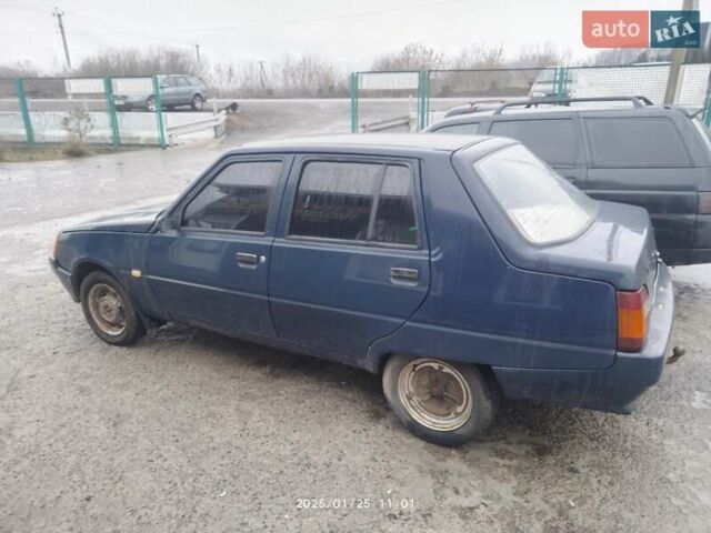 Синий ЗАЗ 1103 Славута, объемом двигателя 1.2 л и пробегом 200 тыс. км за 800 $, фото 1 на Automoto.ua