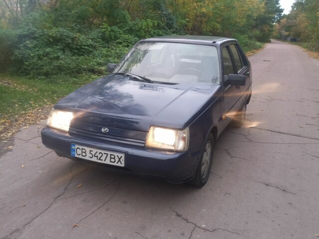 Синий ЗАЗ 1103 Славута, объемом двигателя 1.2 л и пробегом 150 тыс. км за 800 $, фото 2 на Automoto.ua