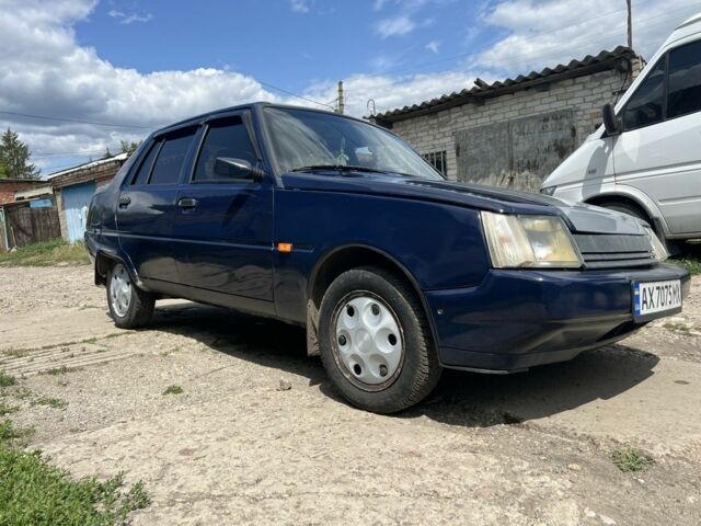 Синий ЗАЗ 1103 Славута, объемом двигателя 1.2 л и пробегом 153 тыс. км за 1078 $, фото 2 на Automoto.ua
