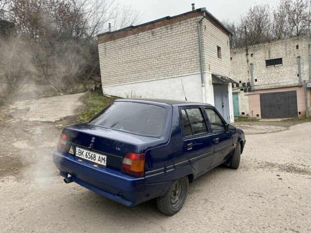 Синий ЗАЗ 1103 Славута, объемом двигателя 1.2 л и пробегом 397 тыс. км за 700 $, фото 3 на Automoto.ua