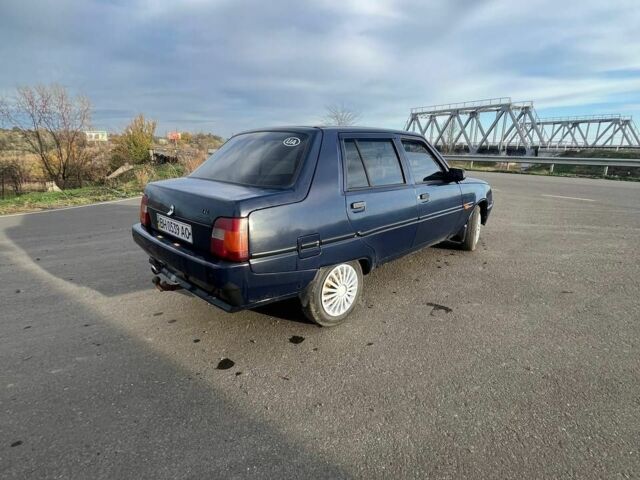 Синій ЗАЗ 1103 Славута, об'ємом двигуна 1.2 л та пробігом 70 тис. км за 1072 $, фото 3 на Automoto.ua