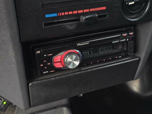 Синій ЗАЗ 1103 Славута, об'ємом двигуна 1.2 л та пробігом 150 тис. км за 1699 $, фото 17 на Automoto.ua