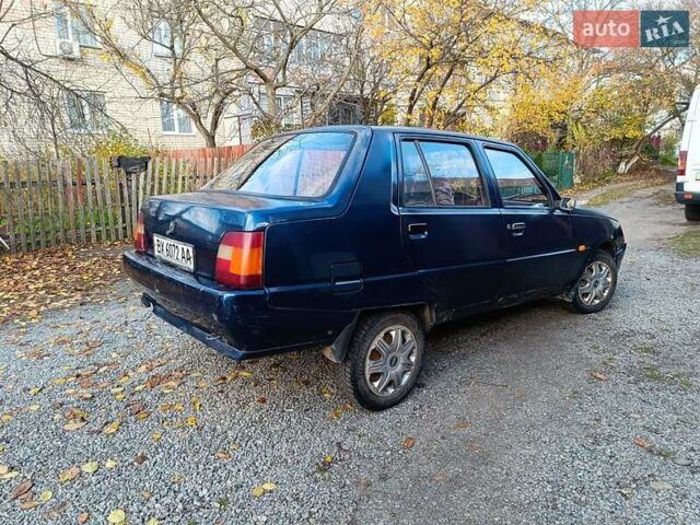 ЗАЗ 1103 Славута 2005 в Славуте на Automoto.ua Синий ЗАЗ 1103 Славута, объемом двигателя 1.2 л и пробегом 176 тыс. км за 650 $, фото 7 на Automoto.ua