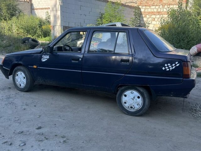 Синій ЗАЗ 1103 Славута, об'ємом двигуна 0 л та пробігом 150 тис. км за 750 $, фото 3 на Automoto.ua