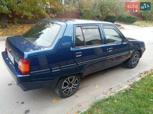 ЗАЗ 1103 Славута 2005 в Каменце-Подольском на Automoto.ua Синий ЗАЗ 1103 Славута, объемом двигателя 1.2 л и пробегом 126 тыс. км за 1500 $, фото 9 на Automoto.ua