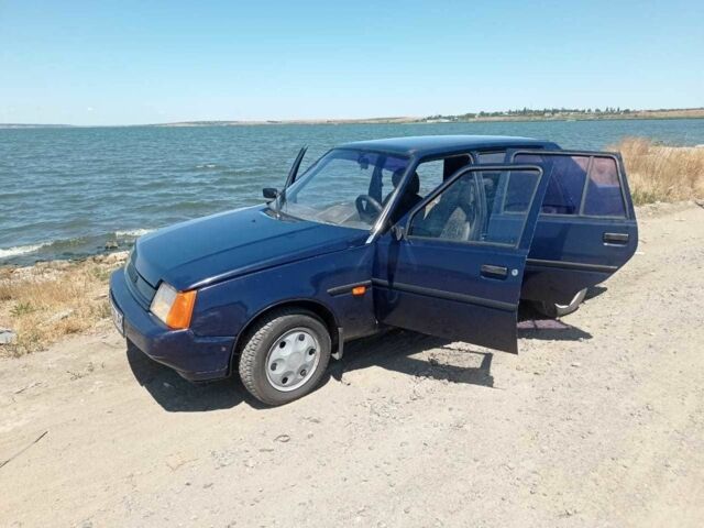 Синій ЗАЗ 1103 Славута, об'ємом двигуна 1.2 л та пробігом 190 тис. км за 850 $, фото 1 на Automoto.ua