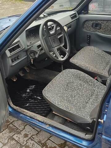 Синий ЗАЗ 1103 Славута, объемом двигателя 1.2 л и пробегом 102 тыс. км за 750 $, фото 5 на Automoto.ua