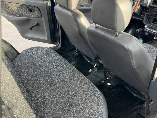 Синій ЗАЗ 1103 Славута, об'ємом двигуна 1.2 л та пробігом 70 тис. км за 1072 $, фото 7 на Automoto.ua