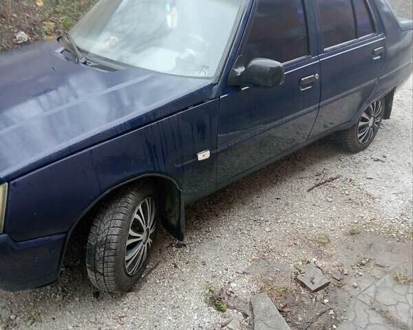 Синий ЗАЗ 1103 Славута, объемом двигателя 1.2 л и пробегом 221 тыс. км за 1000 $, фото 2 на Automoto.ua