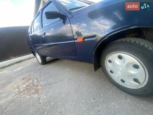 Синий ЗАЗ 1103 Славута, объемом двигателя 1.2 л и пробегом 122 тыс. км за 1199 $, фото 4 на Automoto.ua