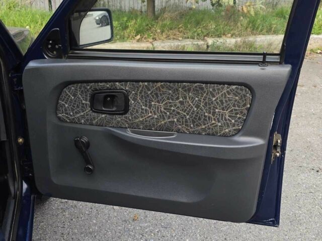 Синій ЗАЗ 1103 Славута, об'ємом двигуна 1.2 л та пробігом 150 тис. км за 1699 $, фото 22 на Automoto.ua