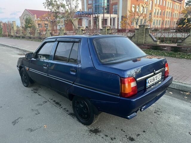 ЗАЗ 1103 Славута 2005 в Фастове на Automoto.ua Синий ЗАЗ 1103 Славута, объемом двигателя 1.2 л и пробегом 185 тыс. км за 600 $, фото 2 на Automoto.ua