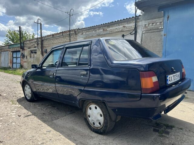 Синий ЗАЗ 1103 Славута, объемом двигателя 1.2 л и пробегом 153 тыс. км за 1078 $, фото 4 на Automoto.ua