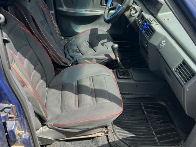 Синий ЗАЗ 1103 Славута, объемом двигателя 1.2 л и пробегом 153 тыс. км за 1078 $, фото 6 на Automoto.ua