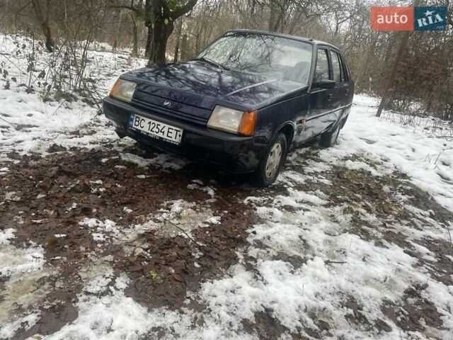 Синий ЗАЗ 1103 Славута, объемом двигателя 1.1 л и пробегом 130 тыс. км за 750 $, фото 3 на Automoto.ua