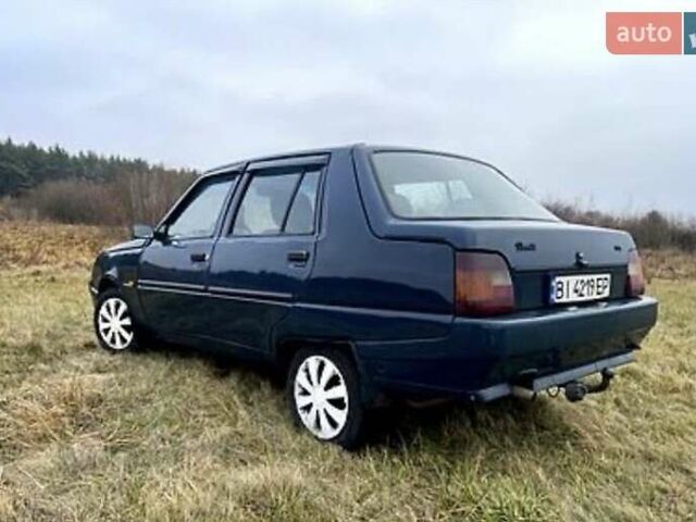 Синий ЗАЗ 1103 Славута, объемом двигателя 1.2 л и пробегом 200 тыс. км за 800 $, фото 4 на Automoto.ua