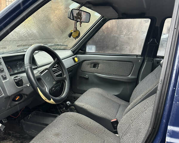 Синий ЗАЗ 1103 Славута, объемом двигателя 1.2 л и пробегом 72 тыс. км за 650 $, фото 6 на Automoto.ua