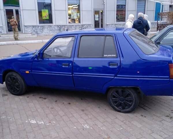 Синий ЗАЗ 1103 Славута, объемом двигателя 1.2 л и пробегом 229 тыс. км за 1094 $, фото 1 на Automoto.ua