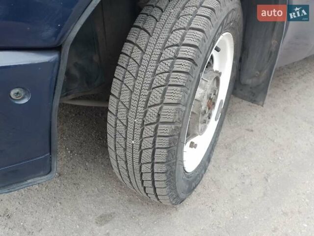 Синий ЗАЗ 1103 Славута, объемом двигателя 1.2 л и пробегом 106 тыс. км за 900 $, фото 4 на Automoto.ua