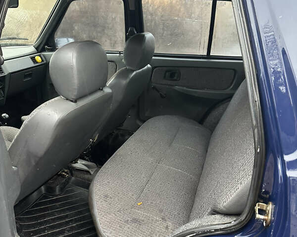 Синий ЗАЗ 1103 Славута, объемом двигателя 1.2 л и пробегом 72 тыс. км за 650 $, фото 7 на Automoto.ua