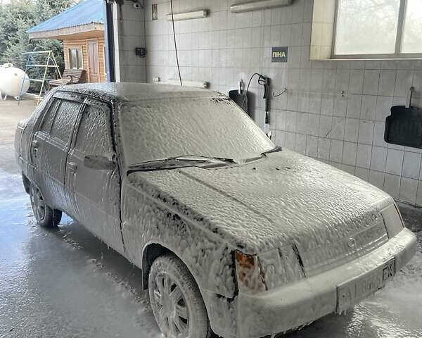 Синий ЗАЗ 1103 Славута, объемом двигателя 1.2 л и пробегом 96 тыс. км за 1300 $, фото 11 на Automoto.ua