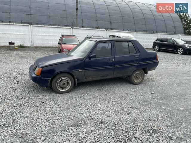 Синий ЗАЗ 1103 Славута, объемом двигателя 1.2 л и пробегом 69 тыс. км за 799 $, фото 1 на Automoto.ua