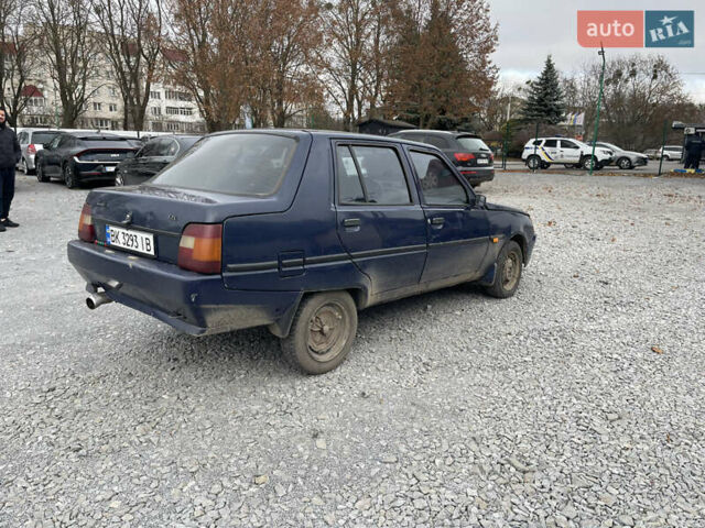 Синий ЗАЗ 1103 Славута, объемом двигателя 1.2 л и пробегом 69 тыс. км за 799 $, фото 5 на Automoto.ua