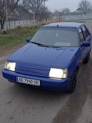 Синий ЗАЗ 1103 Славута, объемом двигателя 1.2 л и пробегом 229 тыс. км за 1094 $, фото 3 на Automoto.ua