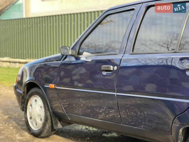 Синий ЗАЗ 1103 Славута, объемом двигателя 1.2 л и пробегом 61 тыс. км за 1650 $, фото 2 на Automoto.ua