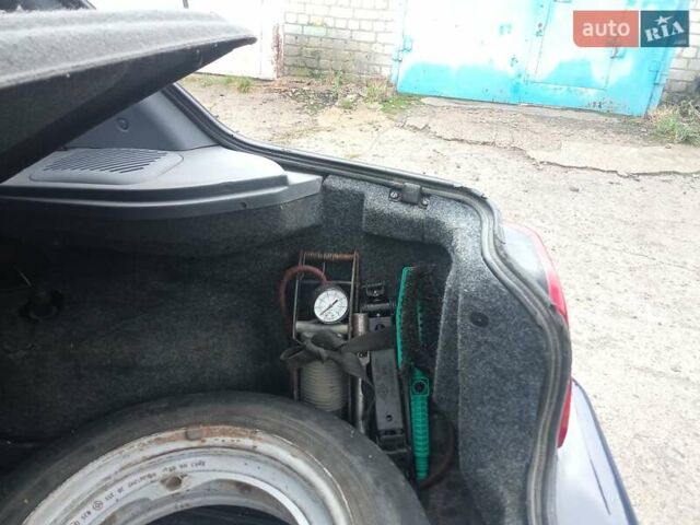 Синий ЗАЗ 1103 Славута, объемом двигателя 1.2 л и пробегом 107 тыс. км за 1850 $, фото 4 на Automoto.ua