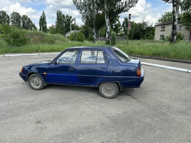 Синий ЗАЗ 1103 Славута, объемом двигателя 1.2 л и пробегом 293 тыс. км за 650 $, фото 4 на Automoto.ua