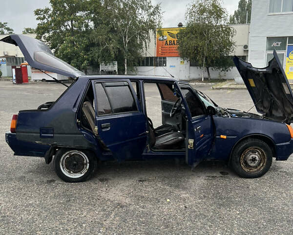 Синий ЗАЗ 1103 Славута, объемом двигателя 1.2 л и пробегом 120 тыс. км за 900 $, фото 14 на Automoto.ua