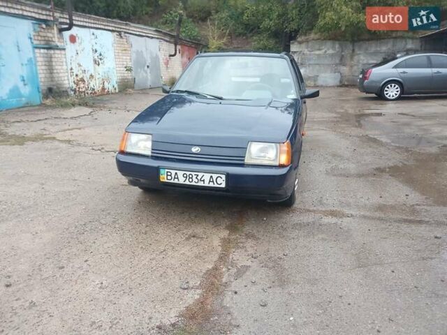 Синий ЗАЗ 1103 Славута, объемом двигателя 1.2 л и пробегом 107 тыс. км за 1850 $, фото 9 на Automoto.ua