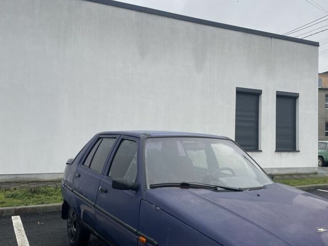 Синий ЗАЗ 1103 Славута, объемом двигателя 1.2 л и пробегом 63 тыс. км за 600 $, фото 1 на Automoto.ua