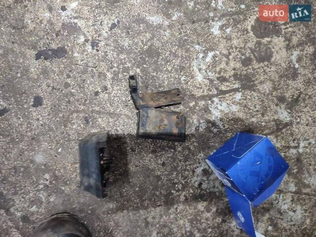 Синий ЗАЗ 1103 Славута, объемом двигателя 1.2 л и пробегом 140 тыс. км за 1200 $, фото 11 на Automoto.ua