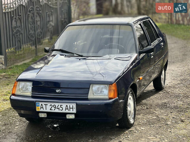 Синий ЗАЗ 1103 Славута, объемом двигателя 1.2 л и пробегом 61 тыс. км за 1650 $, фото 3 на Automoto.ua