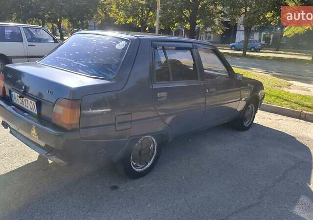 Синий ЗАЗ 1103 Славута, объемом двигателя 1.2 л и пробегом 180 тыс. км за 1200 $, фото 1 на Automoto.ua